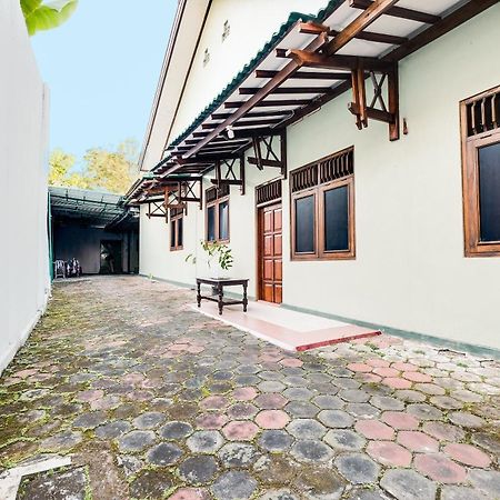 Spot On 92068 Pudja Kesuma Homestay Syariah Yogyakarta Bagian luar foto